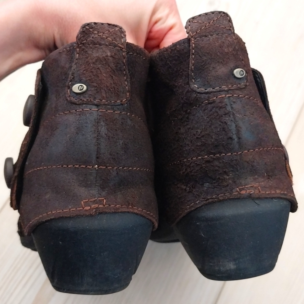 Merrell Luxe Button Ankle Boots - Picture 5 of 7